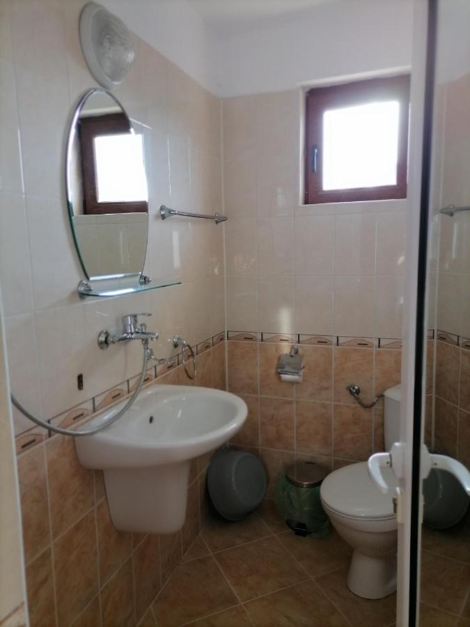 Ivet Guest House ออบซอร์ ภายนอก รูปภาพ