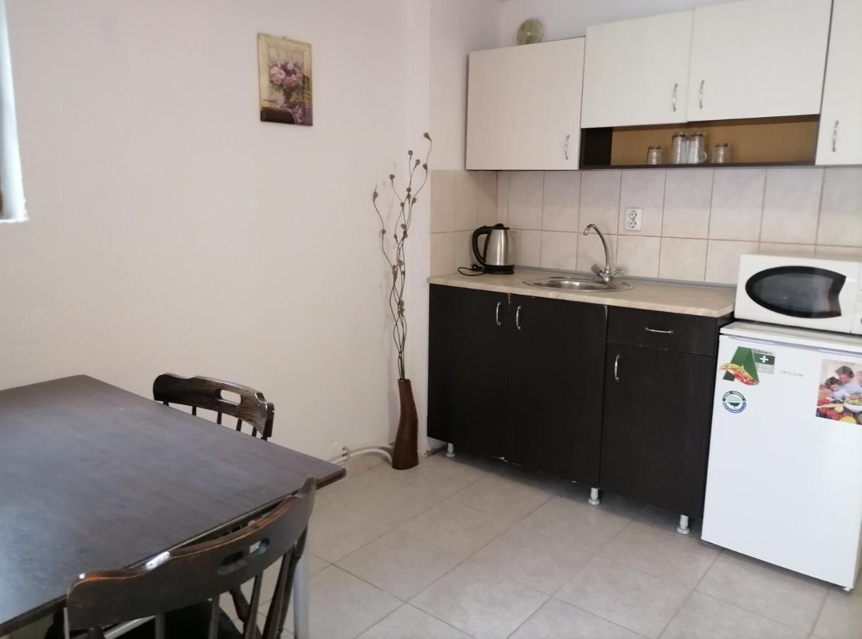 Ivet Guest House ออบซอร์ ภายนอก รูปภาพ